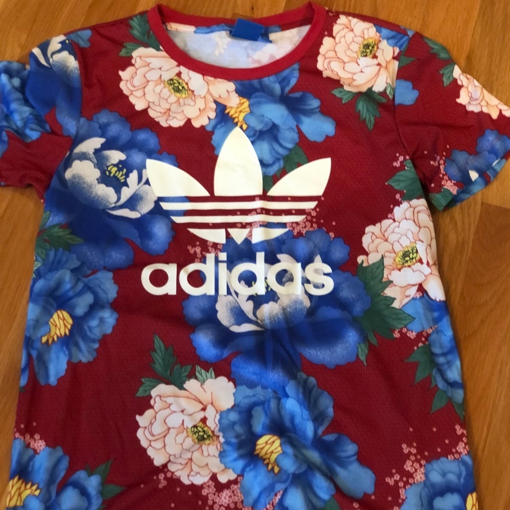 ADIDAS ORIGINAL WOMEN SHIRT XS OVERSIZED FLORAL EX